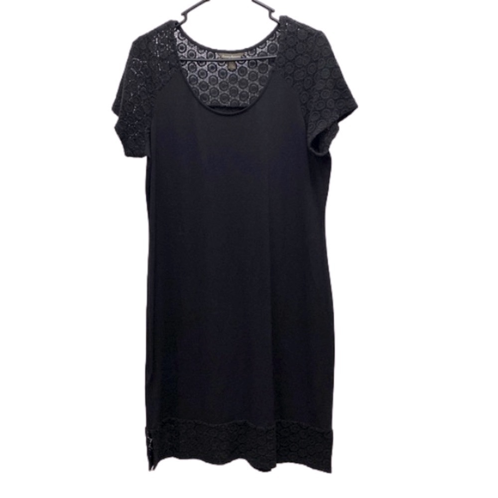 Tommy Bahama dress size medium short sleeve midi little black dress